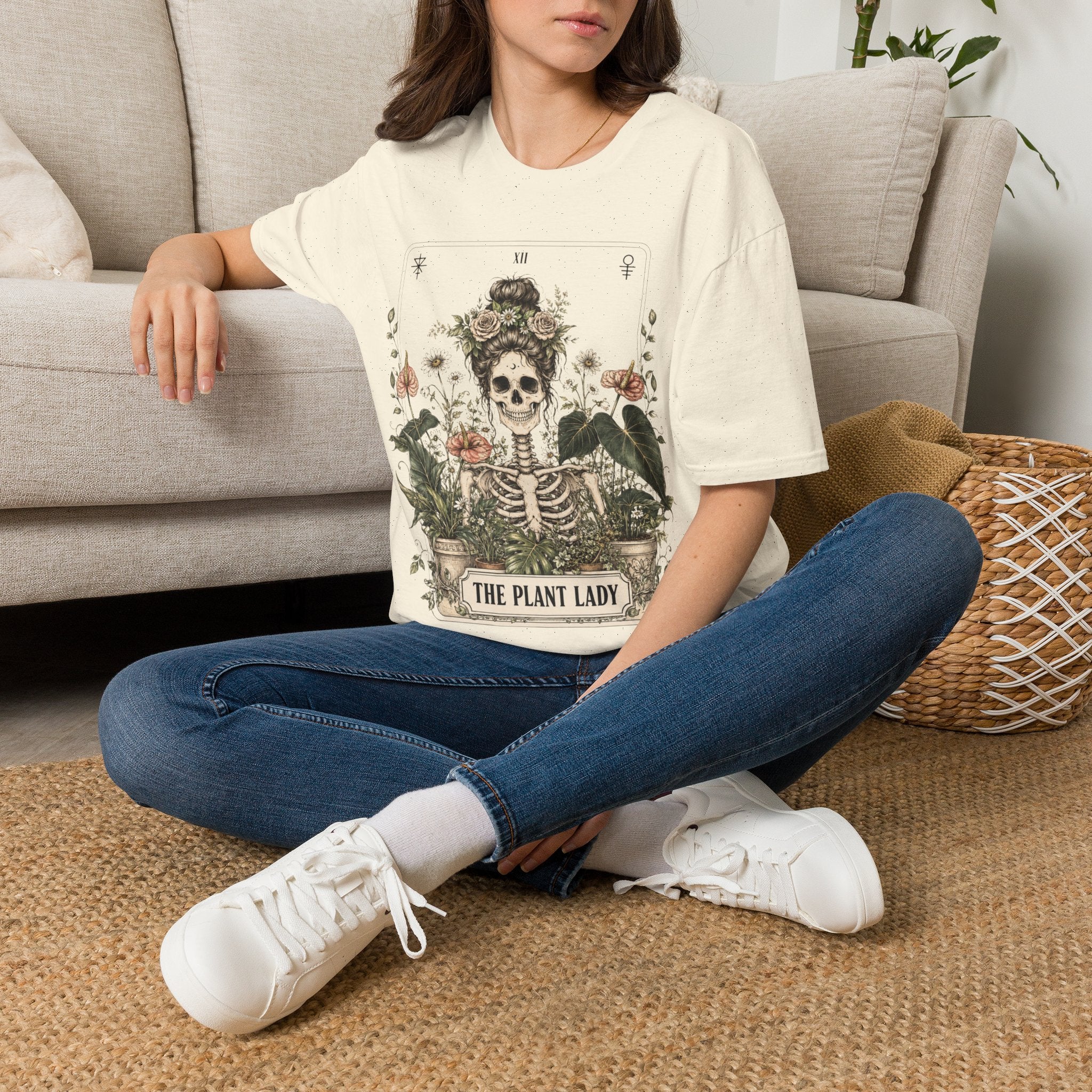 Tarot Card - Lady  T-shirt